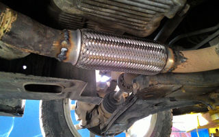 What is the muffler corrugation for and how to change it