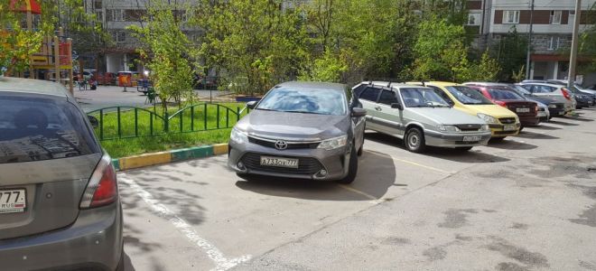 Куда пожаловаться на неправильно припаркованный автомобиль