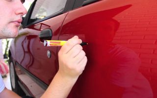 How to remove scratches on a car with your own hands
